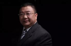 陸正耀被限消，年內三次強制執行達35億 餐飲能成為救命稻草？